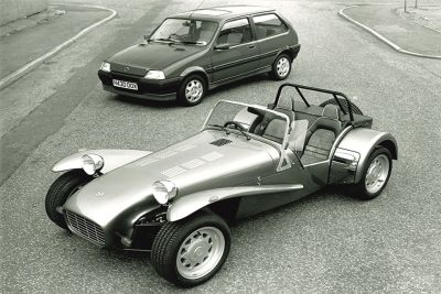 13. Caterham switched from Ford engines to Rover K-Series engines in 1991 with the launch of the 1.4